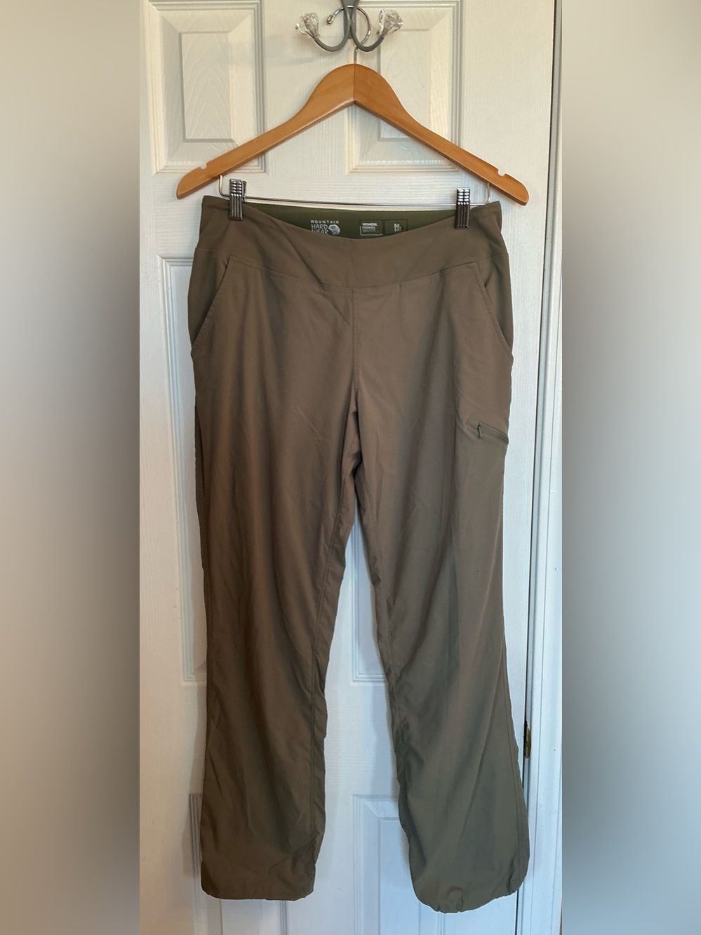 Mountain Hardware Pants Women’s Hiking Nylon Olive Green Zip Pocket Size Medium